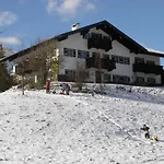 아파트 Alpenhof Punzenlehen *